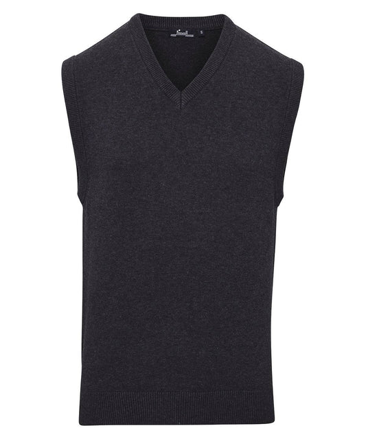 Sleeveless knitted sweater