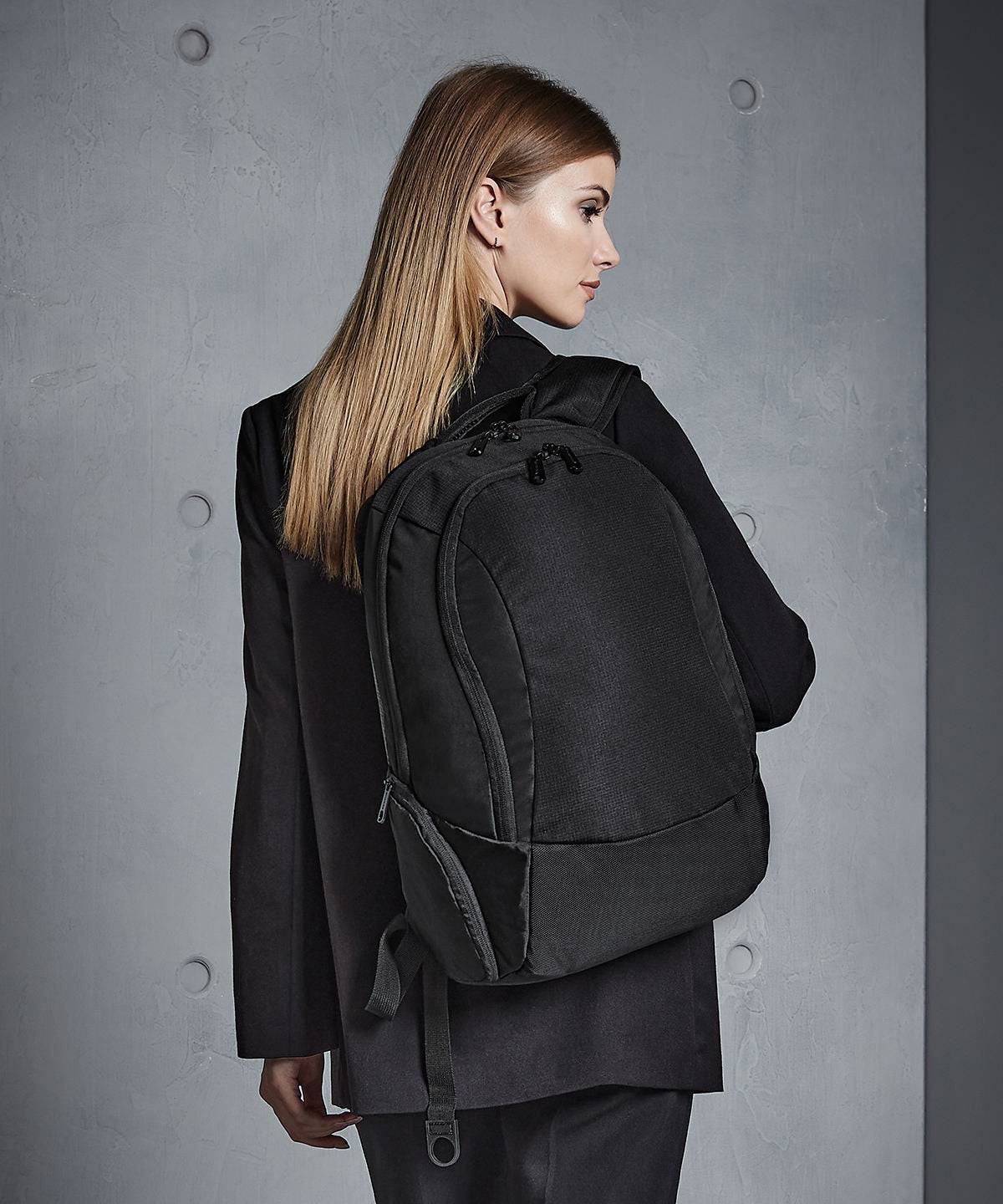 Vessel slimline laptop backpack