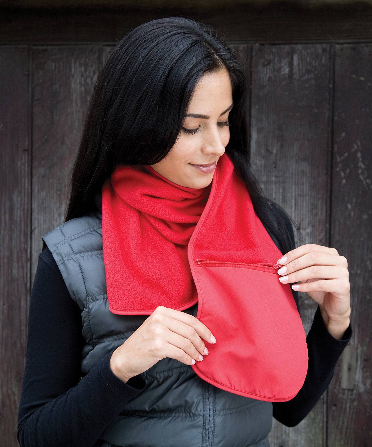 Polartherm fleece scarf with zip pocket