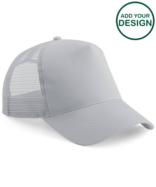 Snapback trucker