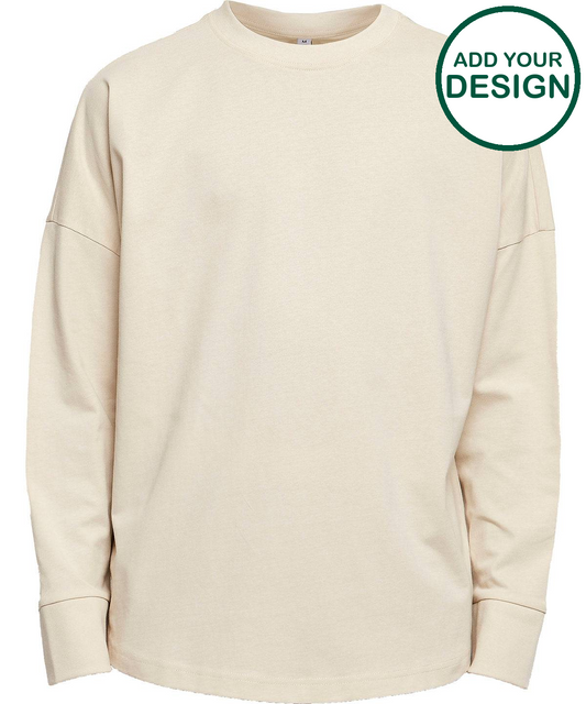 Oversize cut on sleeve long sleeve